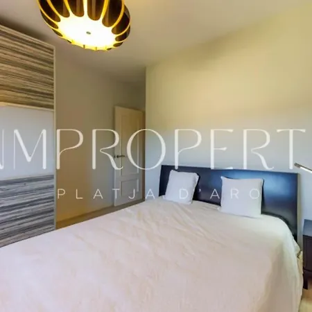 Encantadora En Mas Ros Жирона