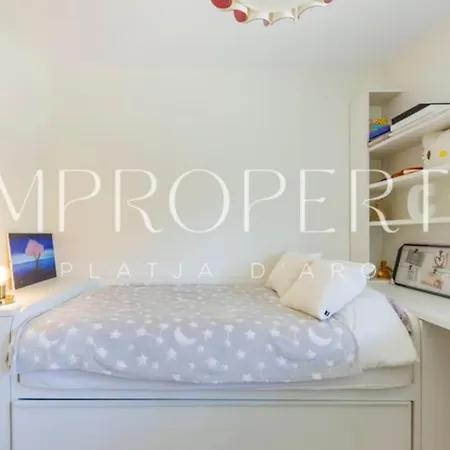 Encantadora En Mas Ros Tatil Evi