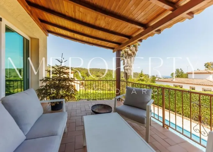 Encantadora En Mas Ros * Жирона